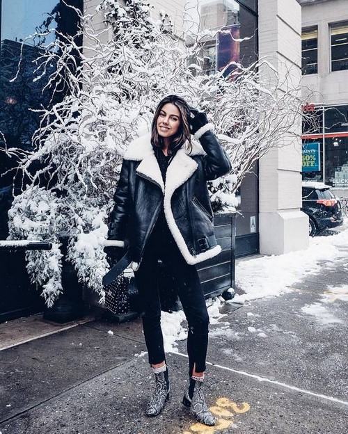 Kvinne store. Originale sett, stil i stil med stor størrelse