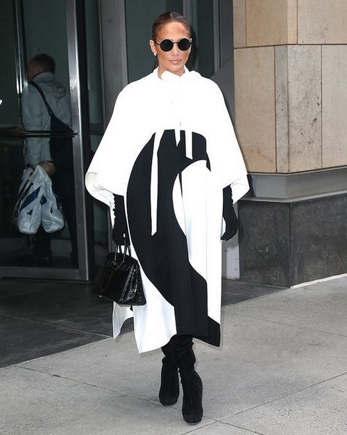 Kvinne store. Originale sett, stil i stil med stor størrelse