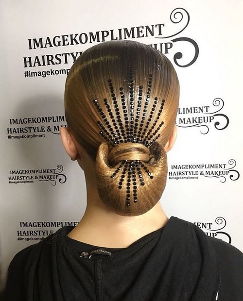 Coiffures à la mode: TOP tendances des variations les plus élégantes et les plus belles des coiffures