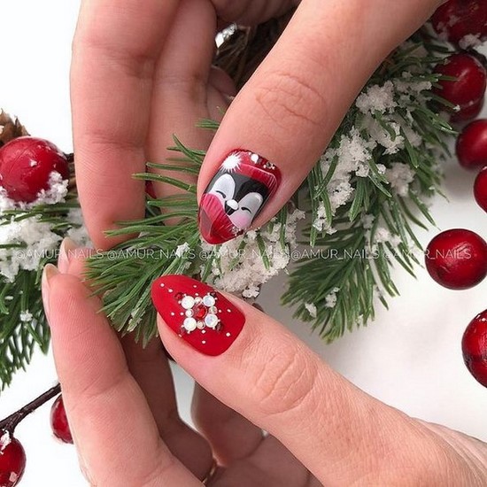 Només la manicura de moda per a diferents longituds i formes d'ungles. Els exemples més bonics