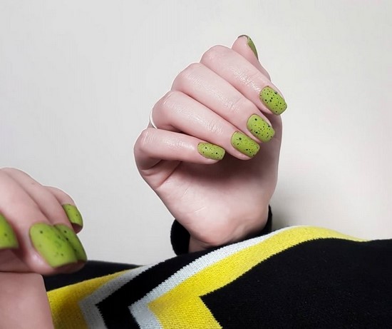 Només la manicura de moda per a diferents longituds i formes d'ungles. Els exemples més bonics