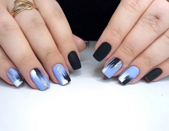 Només la manicura de moda per a diferents longituds i formes d'ungles. Els exemples més bonics