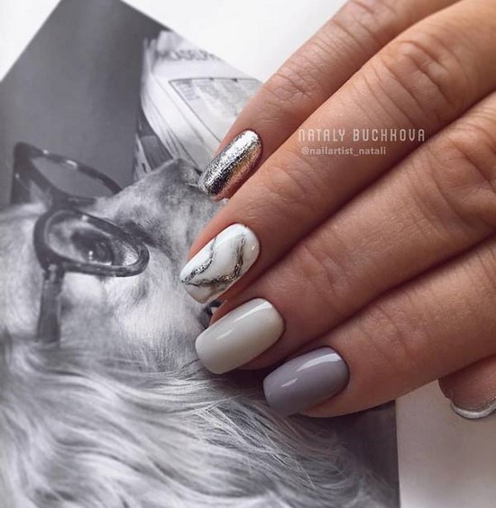 Només la manicura de moda per a diferents longituds i formes d'ungles. Els exemples més bonics