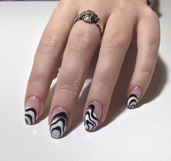 Només la manicura de moda per a diferents longituds i formes d'ungles. Els exemples més bonics