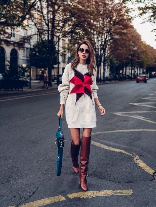 Robe réelle de la saison froide! Habille un pull. Idées d'images